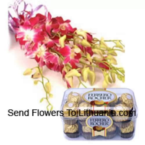 Bündel von rosa Orchideen mit saisonalen Füllern zusammen mit 16 Stk. Ferrero Rocher
